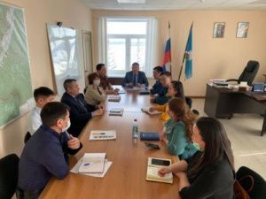 В Хангаласском улусе продолжается двухмесячник по санитарной очистке и благоустройству территорий