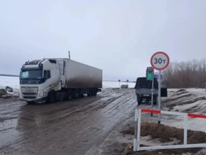 Переправы в режиме опасности: Когда закроют окончательно?