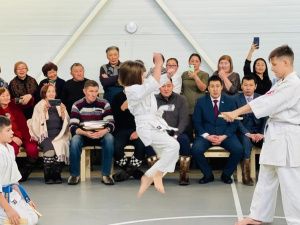 В селе Мяндиги Якутии открыли новый спортивный зал