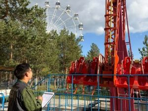 Следователи просят откликнуться свидетелей падения девушки с аттракциона «Зиг-заг» в Якутске