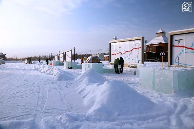 На станции Нижний Бестях стартовал конкурс ледовых скульптур «Новогодняя фантазия»