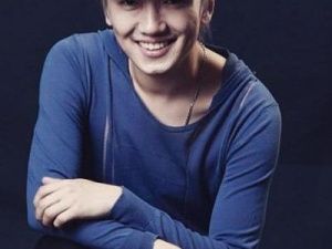 «Нужен ли такой театр?»: певец Айал Сильверсан об аттестации в Театре эстрады