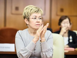 В День учителя Глава Якутии наградил выдающихся педагогов и наставников республики