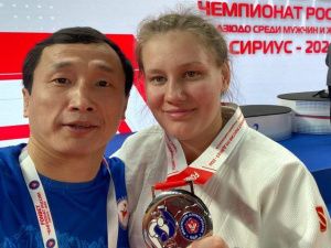 Якутянка Надежда Татарченко впервые завоевала серебряную медаль чемпионата России по дзюдо