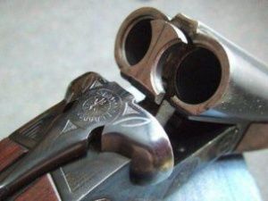 В Намском улусе 17-летнему подростку незаконно продали ружье