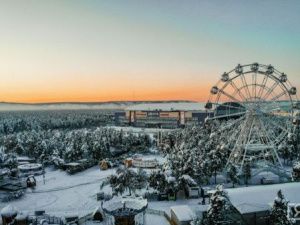 Веселье для детей: Аттракционы парка открыты!