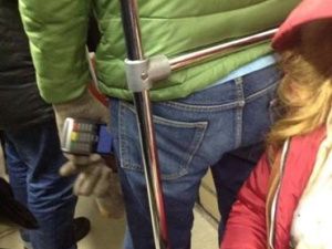 Слухи: В Якутске орудует банда карманников с терминалом, считывающим с банковских карт?