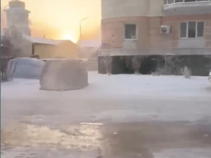 В Якутске ликвидируют последствия разлива из системы водоснабжения