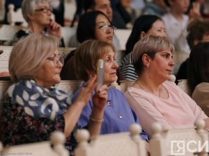 Бурными овациями завершился концерт ансамбля «Виртуозы Якутии» в Казахстане