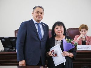 Профессия добрых дел: В Якутске поздравили социальных работников