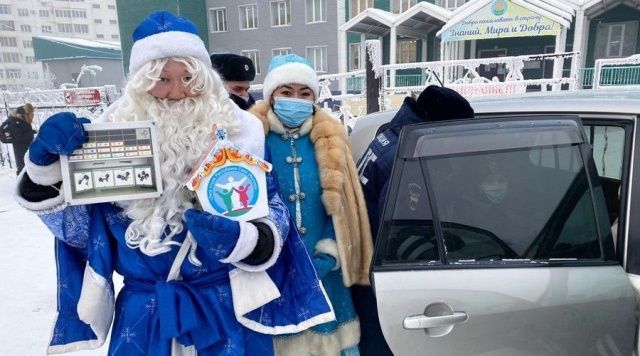 В Якутске сотрудники ГАИ проводят необычную акцию