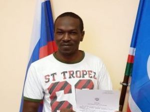 Суданец получил российское гражданство в Якутске