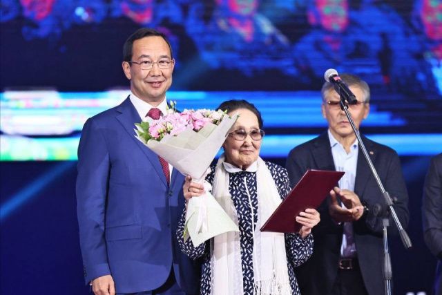 Супруге тренера Дмитрия Коркина вручили госпремию за вклад в развитие физкультуры и спорта