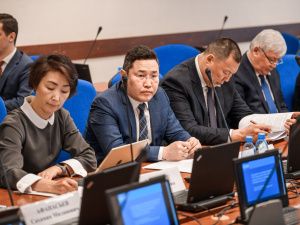 Глава Якутии провел совещание с руководством компании «Газпром трансгаз Томск»   