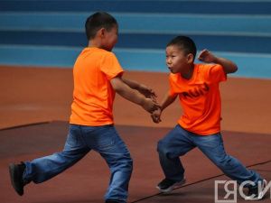 Фоторепортаж: яркие моменты первого дня международного турнира Коркина в Якутске