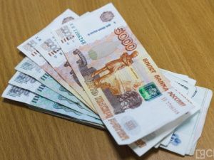 Кому из бюджетников в Якутии обещают повысить зарплату