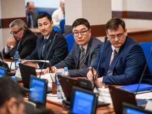 Глава Якутии провел совещание с руководством компании «Газпром трансгаз Томск»   