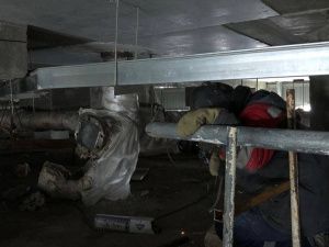 В Якутске замерзла труба для подачи воды. Возникал риск остановки подачи тепла в жилом доме  