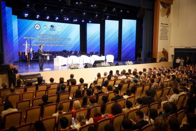 Владимир Егоров: «Кадровый вопрос и повышение качества образования взаимосвязаны»