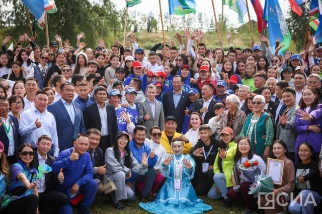 В Нюрбе стартовал республиканский молодежный фестиваль «Тумэр тугэн — 2023»