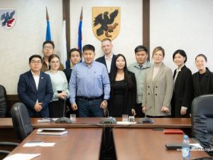 Представители молодежной администрации города впервые выступили дублерами руководителей Якутска