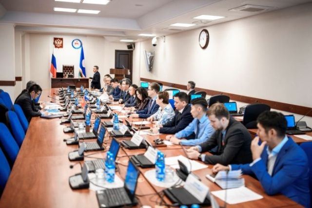 Алексей Колодезников: Посольство должно контролировать вопросы проживания граждан Киргизской Республики в Якутии