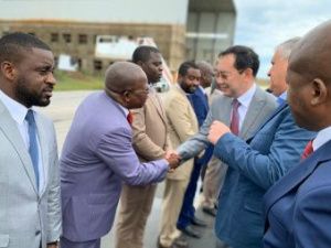 Глава Якутии совместно с делегацией АЛРОСА провёл переговоры в Анголе