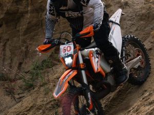 В Якутске состоялись экстремальные гонки на мотоциклах