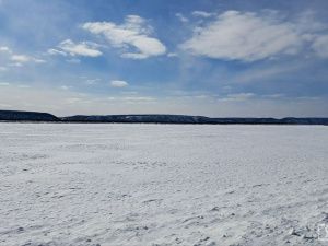 В Якутии прошёл первый республиканский ледовый забег «Ленские столбы»