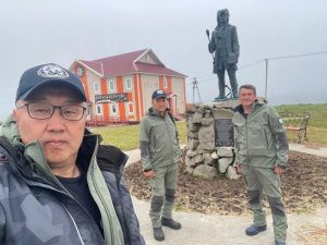 «Мы это сделали!»: якутяне доставили датскую землю на Командорские острова