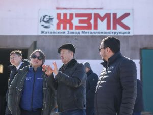 Правительство Якутии и КРДВ посетили производства резидентов ТОР