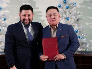 Евгений Григорьев встретился с общественностью города Якутска