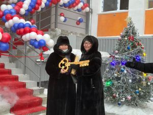 Последние обманутые дольщики Якутии получили ключи от новых квартир