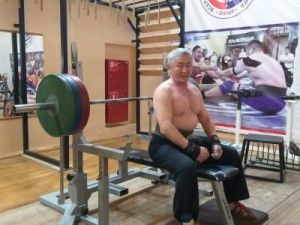 Якутский ветеран-пауэрлифтер Сергей Никифоров снова стал чемпионом мира