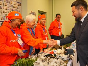 Евгению Григорьеву презентовали проекты по итогам стратегических сессий по подготовке к 400-летию Якутска