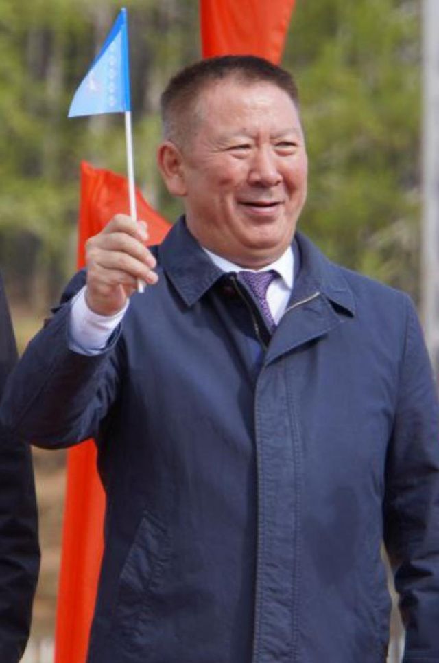 Из-за отсутствия благоустроенного пляжа чиновники запретили жителям Верхневилюйска купаться