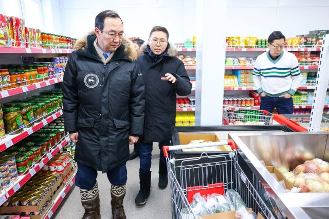 Айсен Николаев в Жиганске: новые ТЛЦ в арктических сёлах Якутии выполняют важную социальную функцию