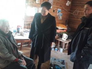 В Якутске одинокий пенсионер выживает на даче с печкой-буржуйкой 