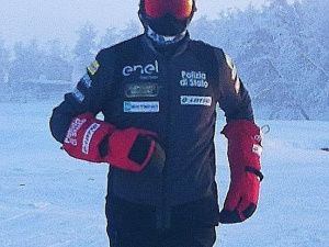 Итальянский бегун Вентурини продемонстрировал голый торс после тренировки в Якутии