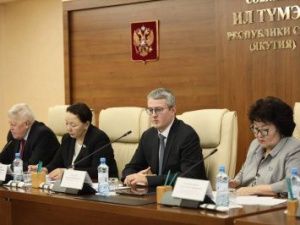 Владимир Солодов: «В республике будет сокращено 784 человека из числа среднего и младшего медицинского персонала»