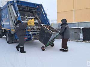 Кто и как вывозит мусор в Якутске
