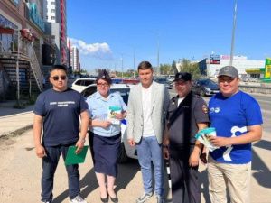 В Якутске провели проверку безопасности пешеходных переходов возле школы