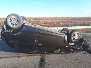 На дороге «Лена» семья перевернулась на автомобиле