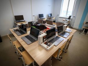 Самая большая сельская школа открылась в Якутии