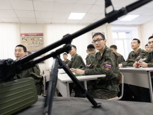 В военном учебном центре СВФУ идет набор курсантов