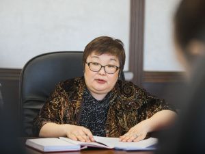 Сардана Авксентьева поручила усилить работу по профилактике преступности среди несовершеннолетних