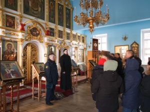 Священник провел экскурсию по храмам г. Якутска для осужденных, отбывающих наказание в колонии-поселении № 2