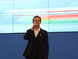 В Якутске наградили волонтёров-предпринимателей, помогающих бойцам СВО