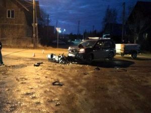 В Ленске водитель авто наехал на мотоциклиста