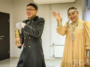 Супруги Федоровы привезли в Якутск огонь семейного очага «Сердце России»